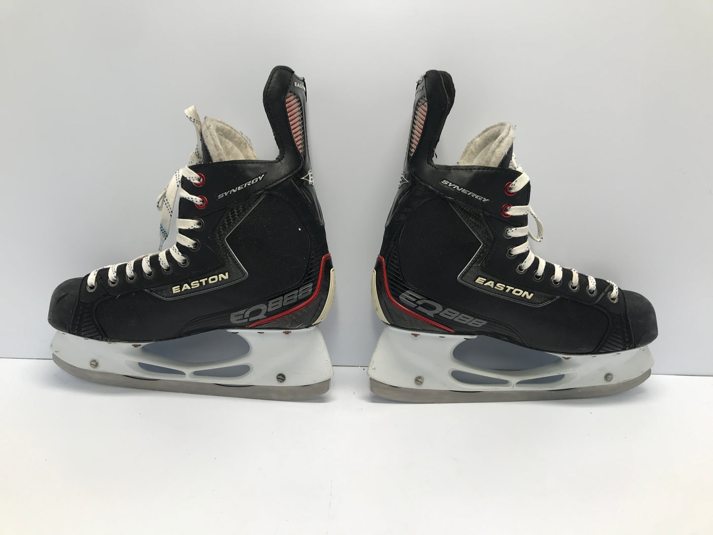 Hockey Skates Men's Seniors Size 9 Shoe Size 7.5 Easton EQ 888