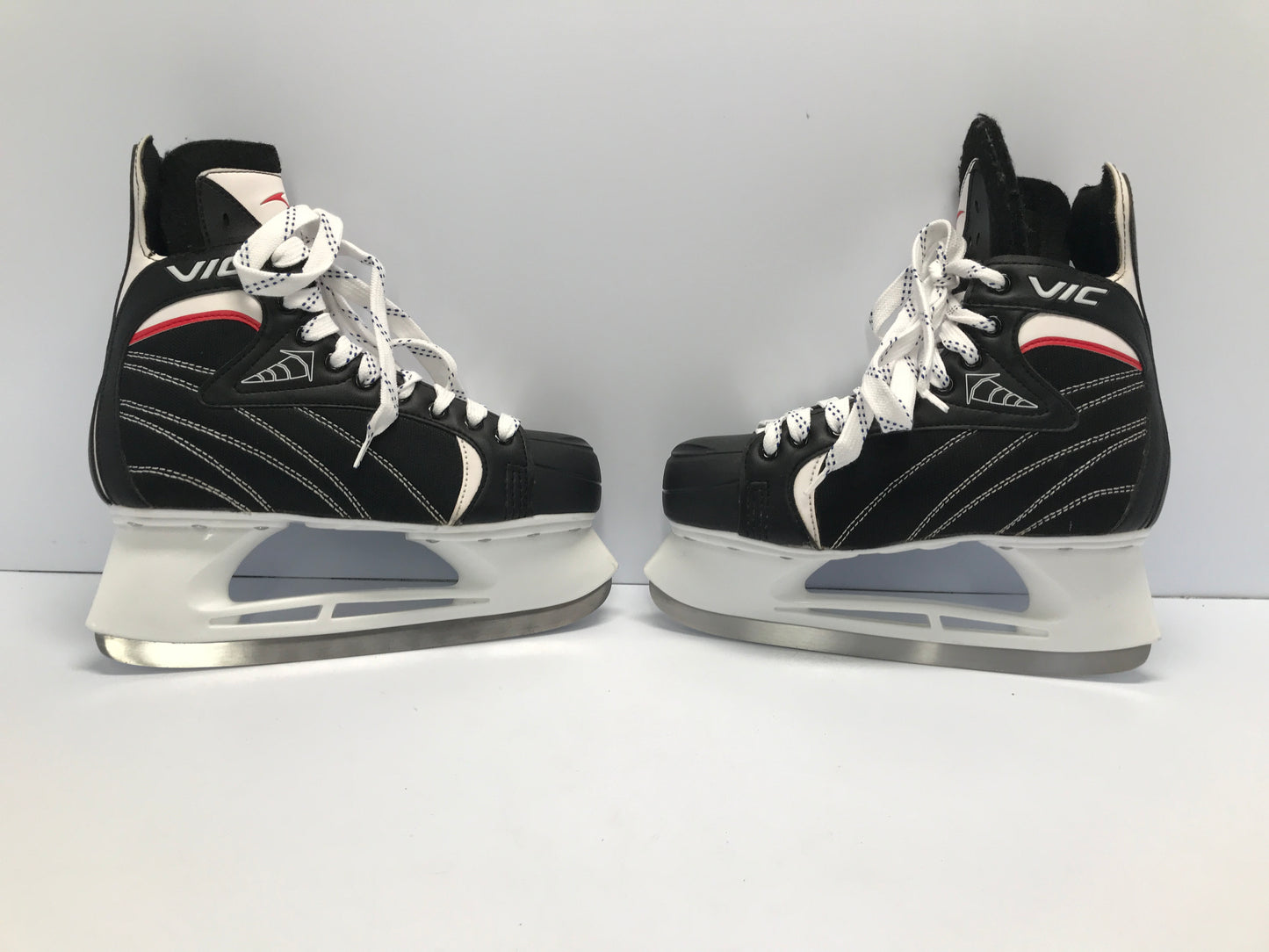Hockey Skates Men's Size 10 Shoe 7.5 Skate Size Vic Hockey  Excellent Like New