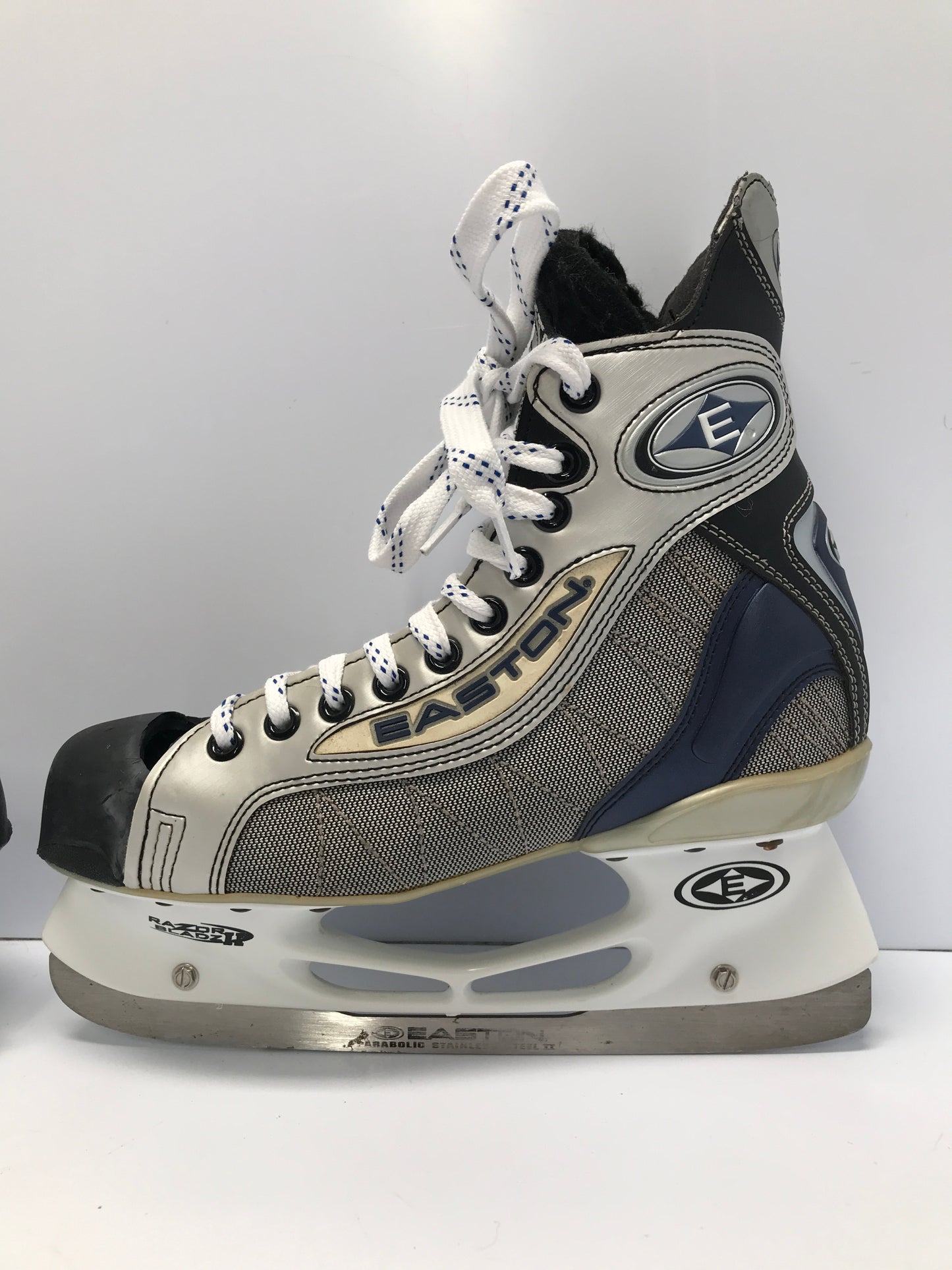 Hockey Skates Men's Size 6.5 Shoe Size 7.5 Easton Excellent