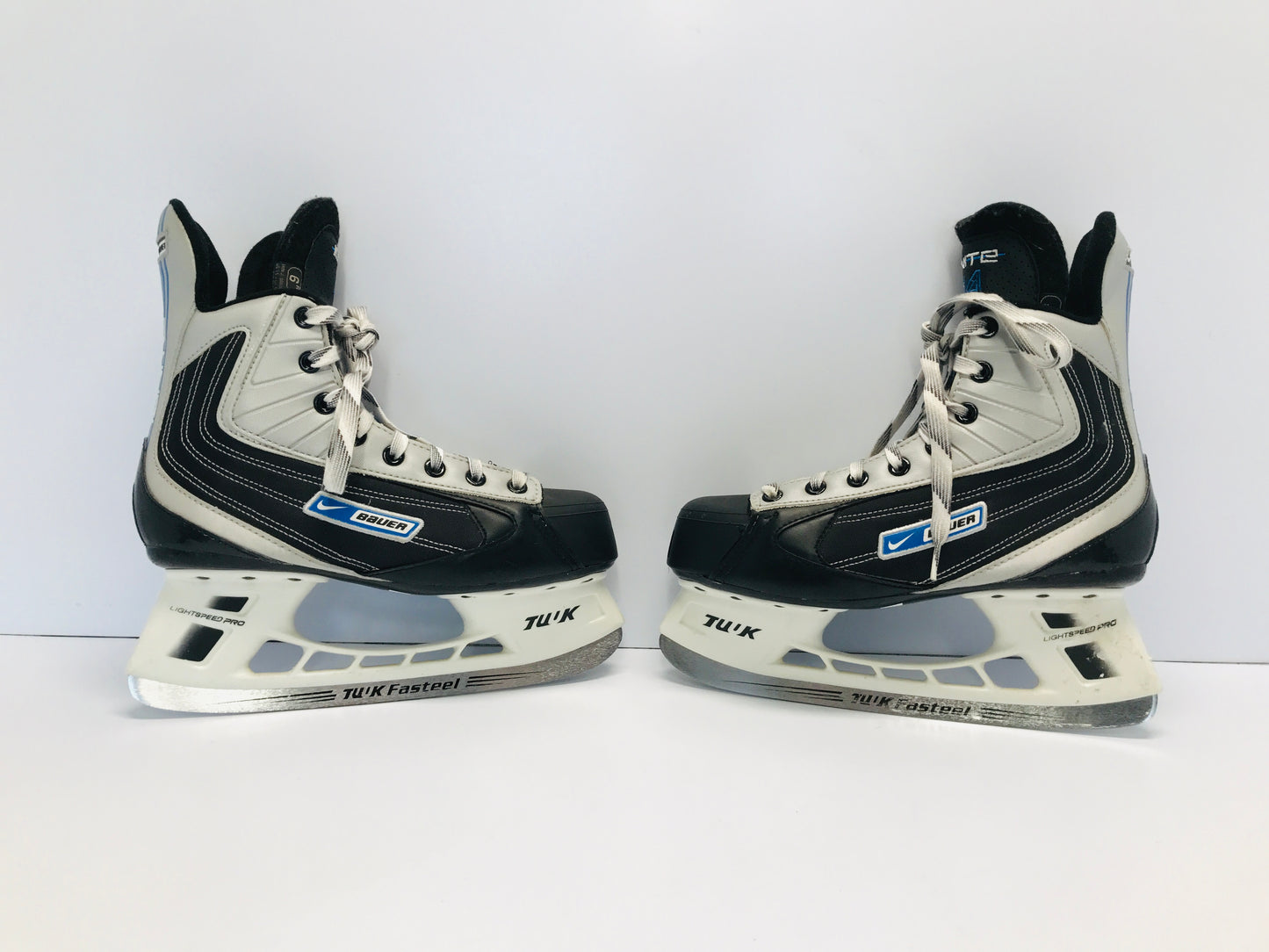 Hockey Skates Men's Size 7.5 Shoe Size 6 Skate Bauer Nike Excellent