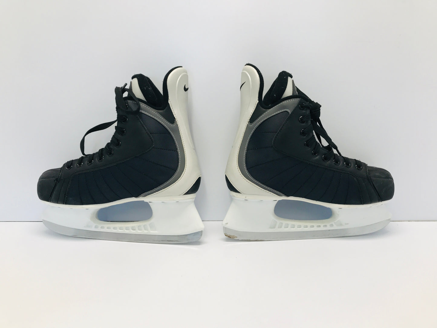 Hockey Skates Men's Size 7 EE Double Wide Shoe Size Nike Excellent
