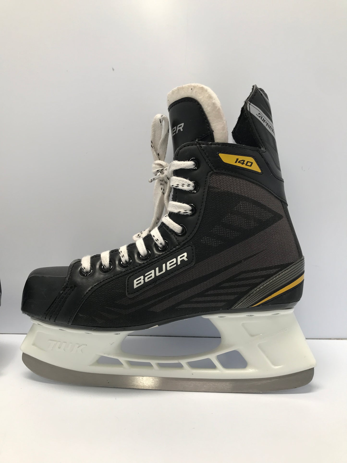 Hockey Skates Men's Size 8.5 Shoe 7 Skate Size Bauer Supreme Excellent Like New