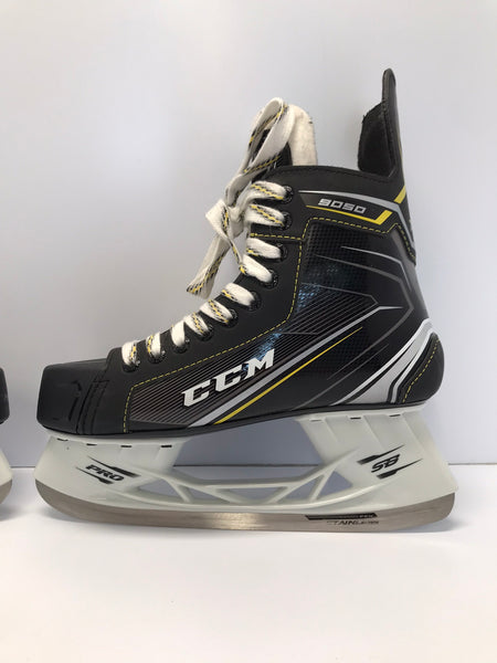 Hockey Skates Men's Size 8.5 Shoe 7 Skate Size CCM Tacks 9050 New Demo Model