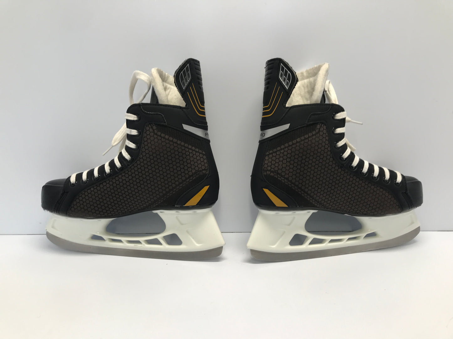 Hockey Skates Men's Size 9.5 Shoe Size 8 Skate Size Bauer Supreme NEW