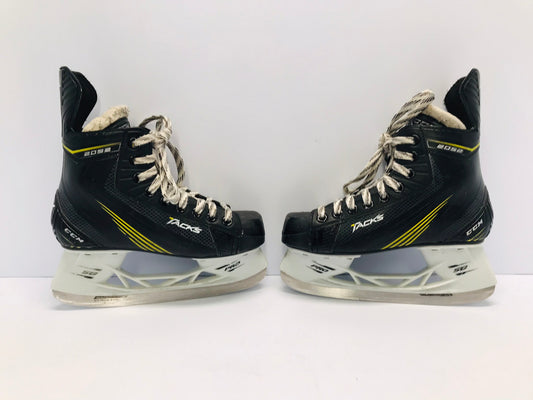 Hockey Skates Child Size 3.5 Shoe Size Skate Size 2 CCM Tacks