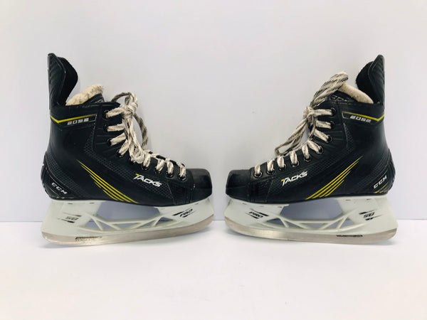 Hockey Skates Child Size 3.5 Shoe Size Skate Size 2 CCM Tacks