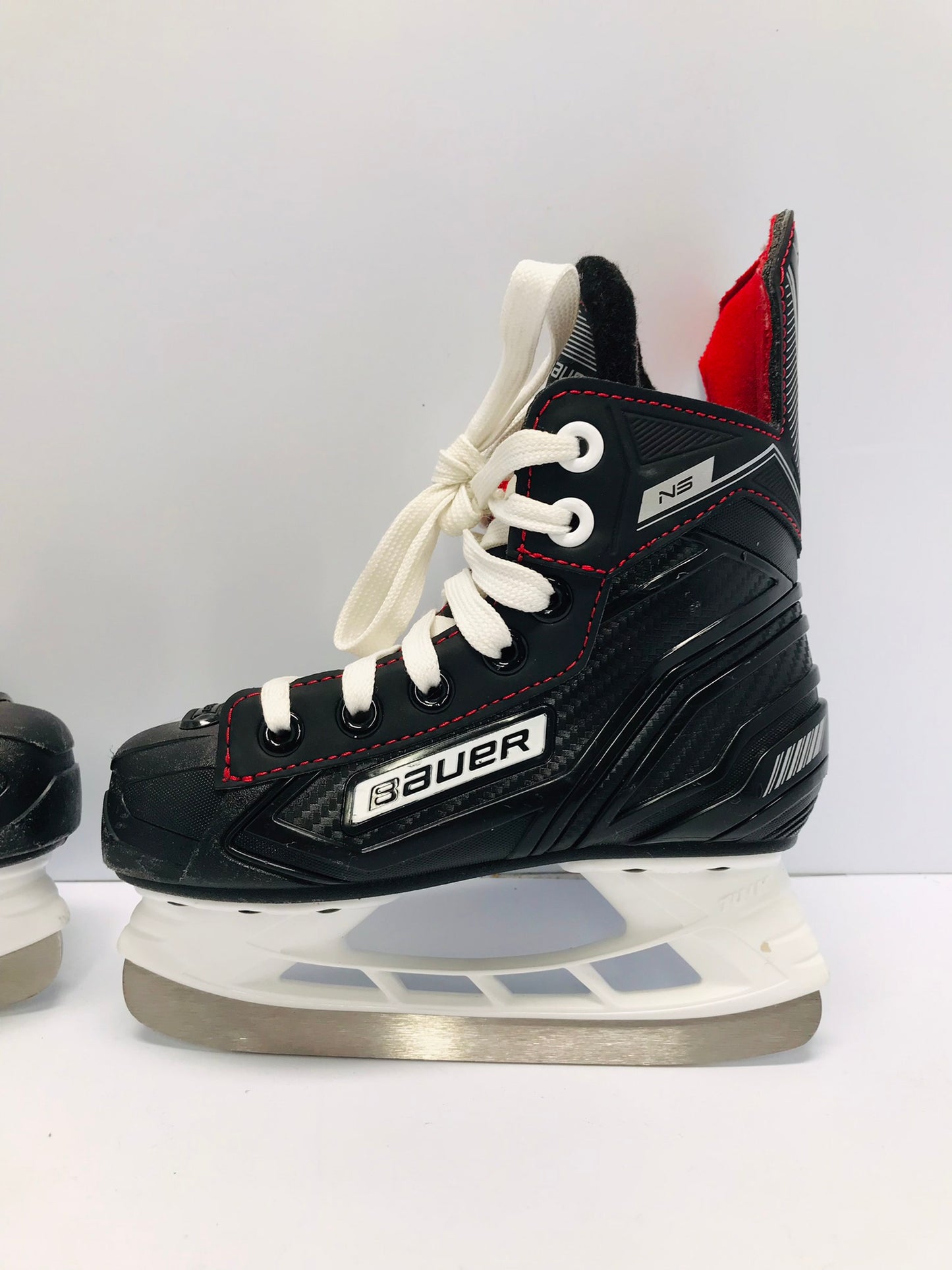 Hockey Skates Child Size 10 Shoe Size Toddler Bauer NS New Demo Model