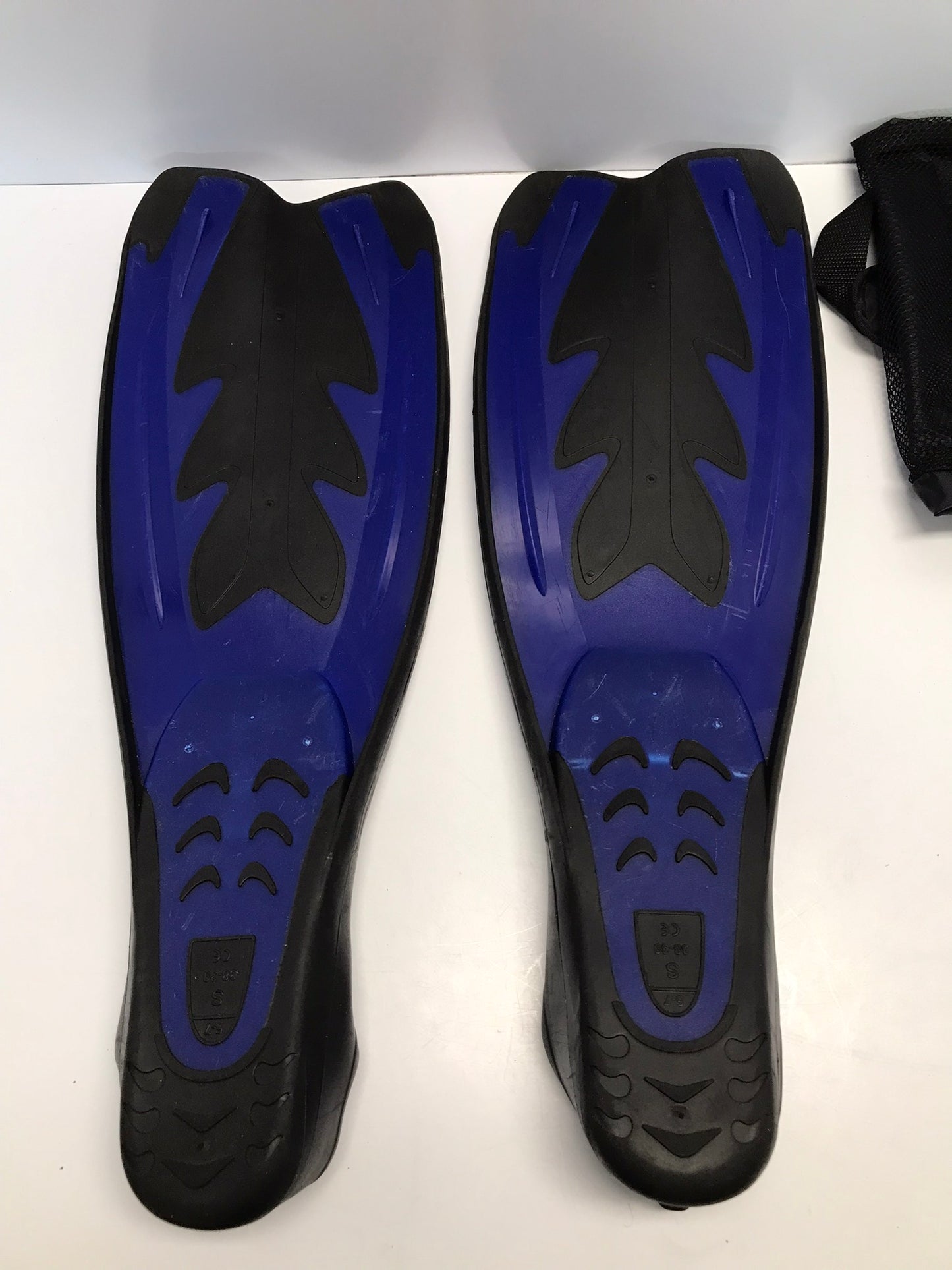 Snorkel Dive Fins Men's Shoe Size 5-7 Scubba Max Blue Black Excellent