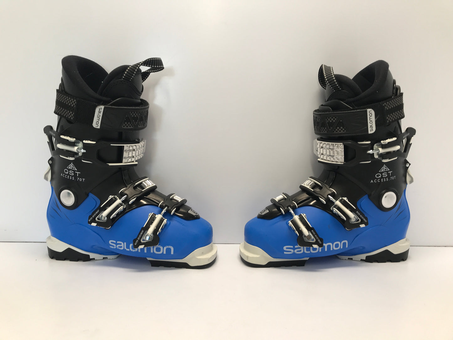 Ski Boots Mondo Size 24.5 Men's Size 6.5 Ladies size 7.5 288 mm Salomon Blue White Black Excellent