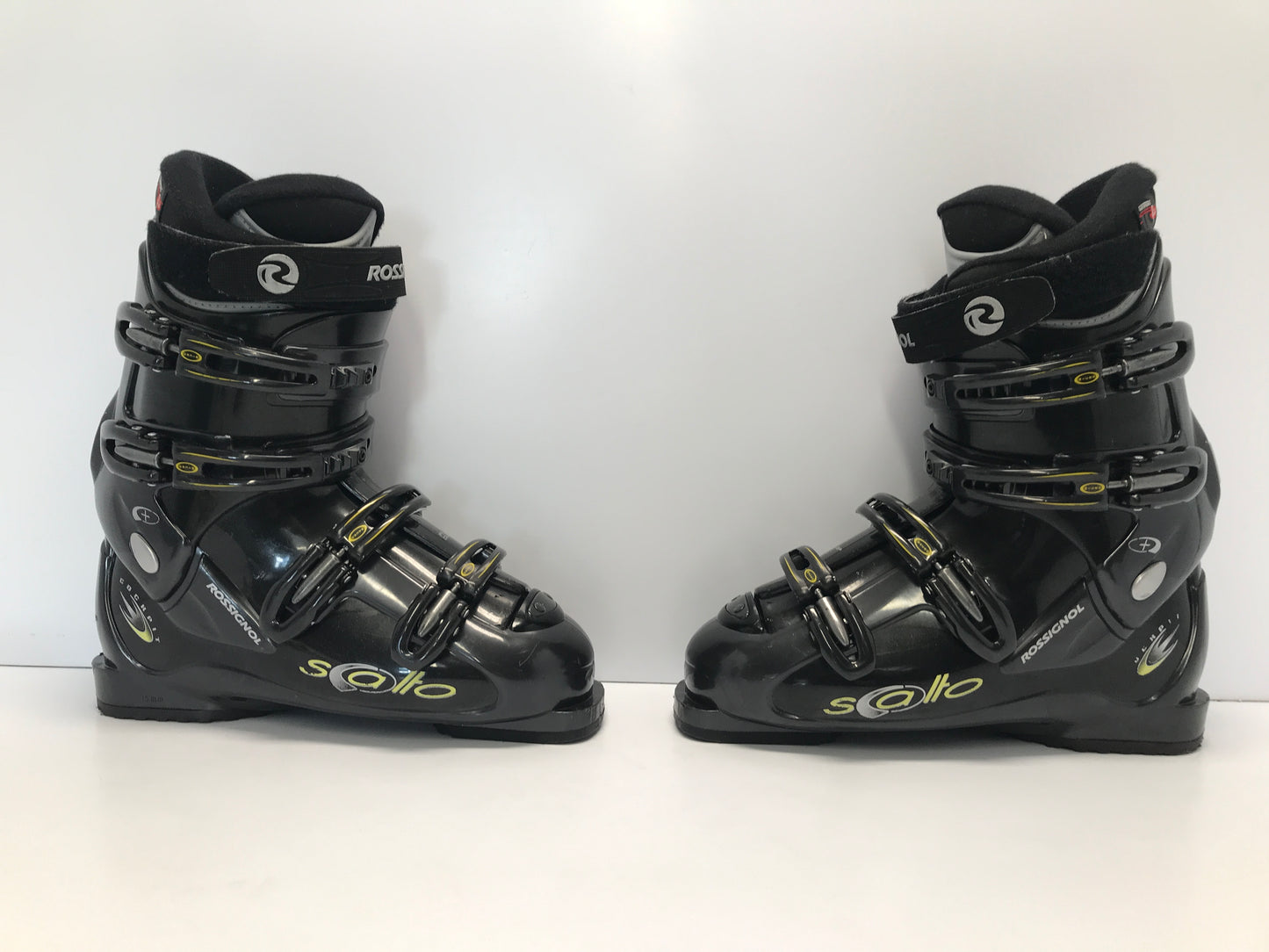 Ski Boots Mondo Size 27.5 Men's Size 9.5 Ladies size 10.5 315 mm Rossignol Black Lime Like New