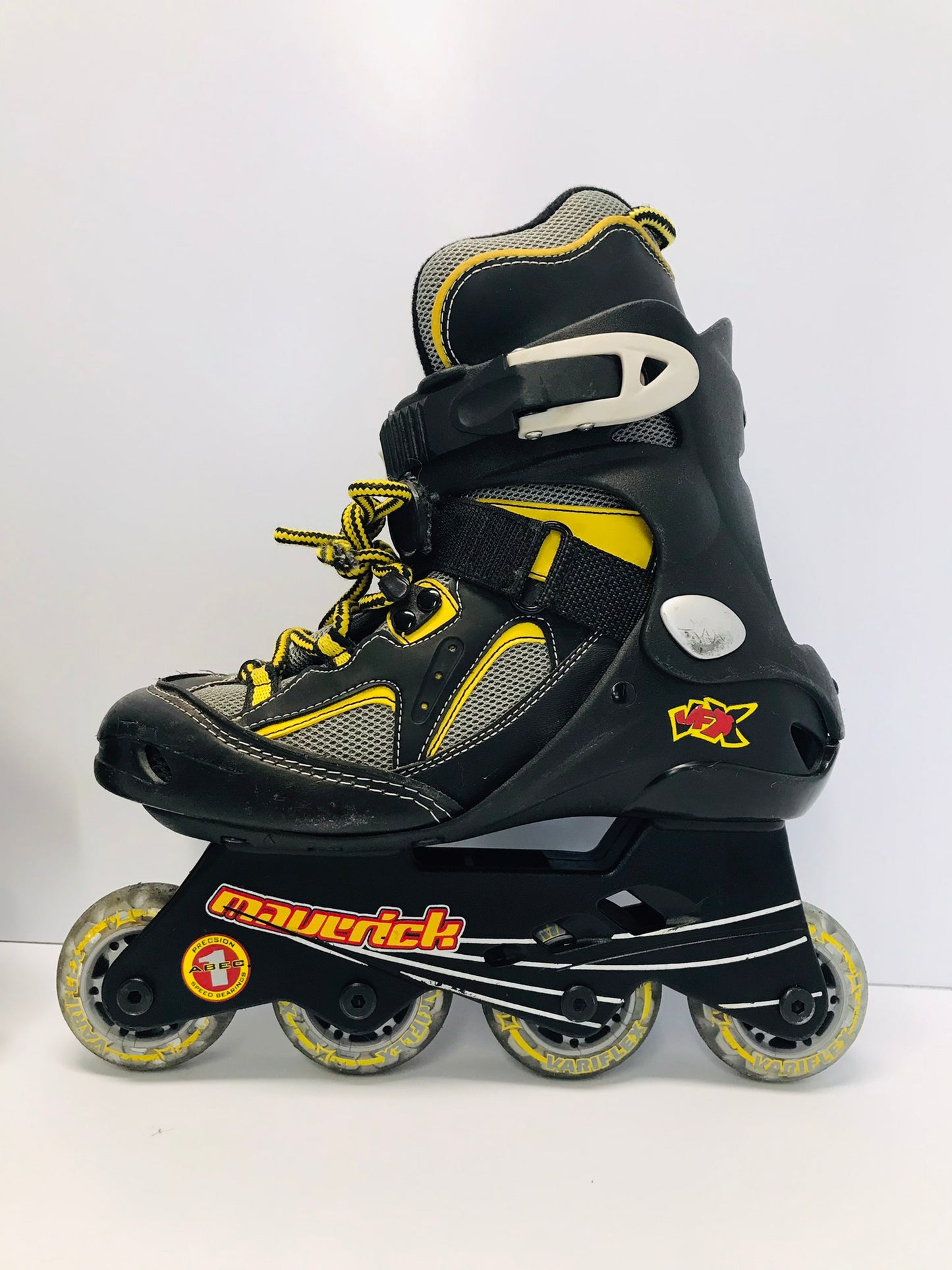 Inline Roller Skates Child Size 4 Maverick Black Yellow