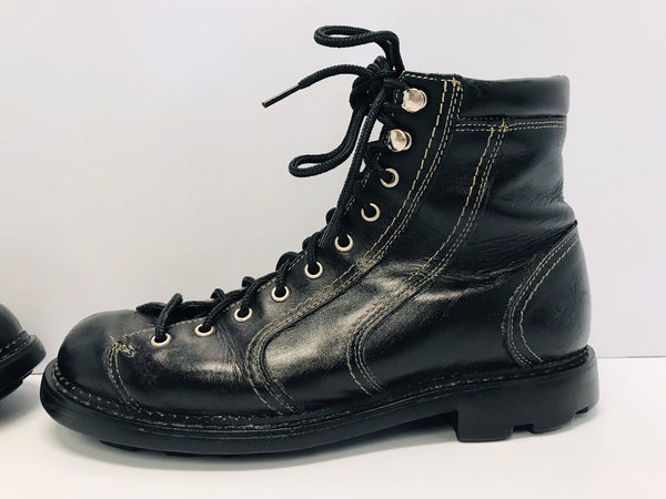 John Fluevog Seventh Heaven Size 7.5 - 8 Ladies Leather Wingtip Combat Boots Like New Black