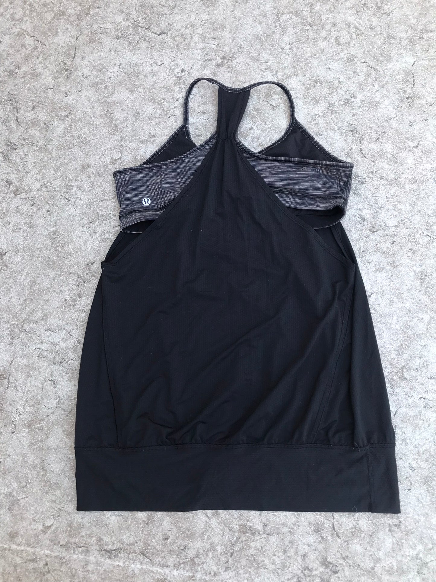 LuLuLemon Ladies Size Large With Support Bra Inside Yoga Workout Tank Top  Black Grey  Like New