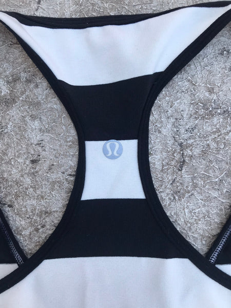 LuLuLemon Ladies Size Medium Yoga Workout Tank Top Black White Like New