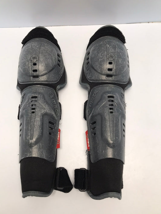 Motorcross BMX Dirt Bike Shin Pads Size Child Large-XLarge Juniors Mace Minor Scratches