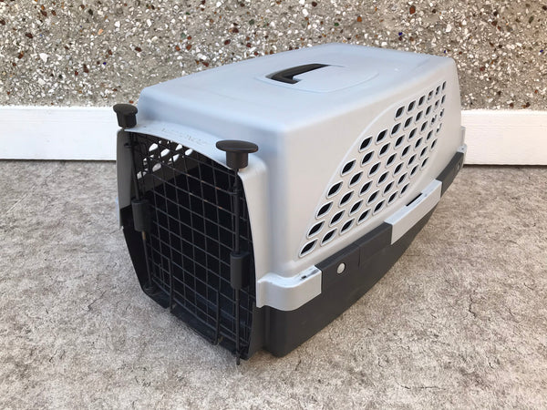 My Little Pet Shop Dog Cat Puppy Kennel Crate Excellent Grey 22 inchs Up To 20lbs