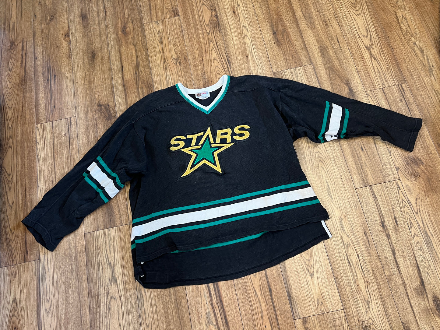 NHL Vintage 1990's Dallas Stars Hockey Jersey CCM Sweater Style Rare Men's X-Large
