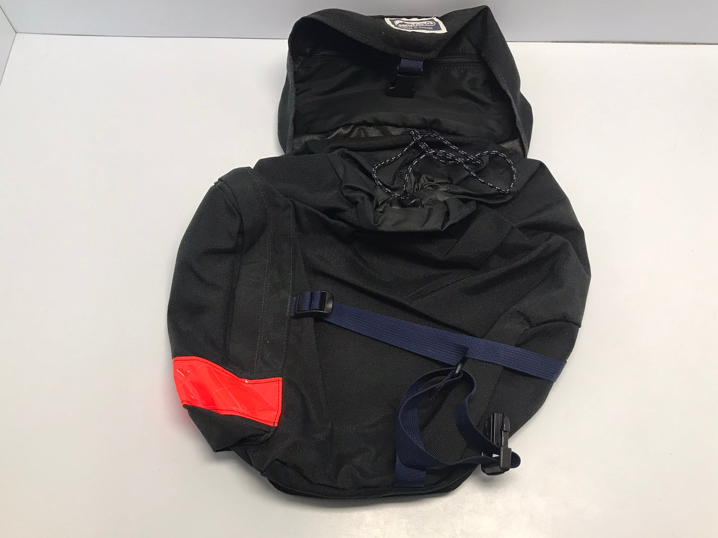 Pannier Serratus Bike Bag Carrier Black Complete