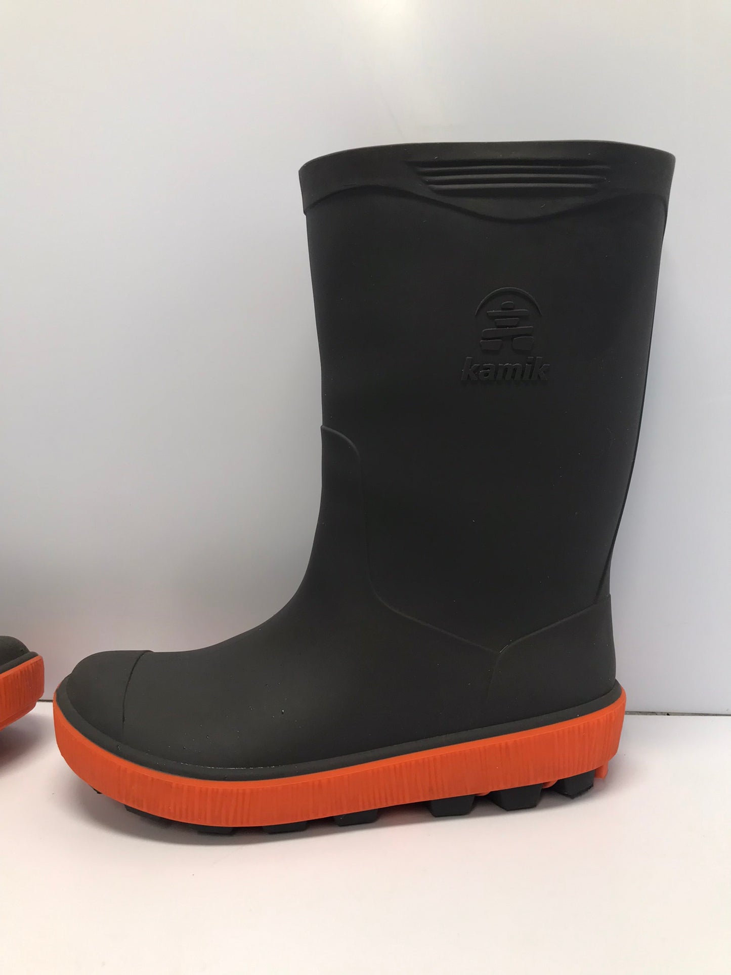 Rain Boots Child Size 4 Kamik Grey Orange As New