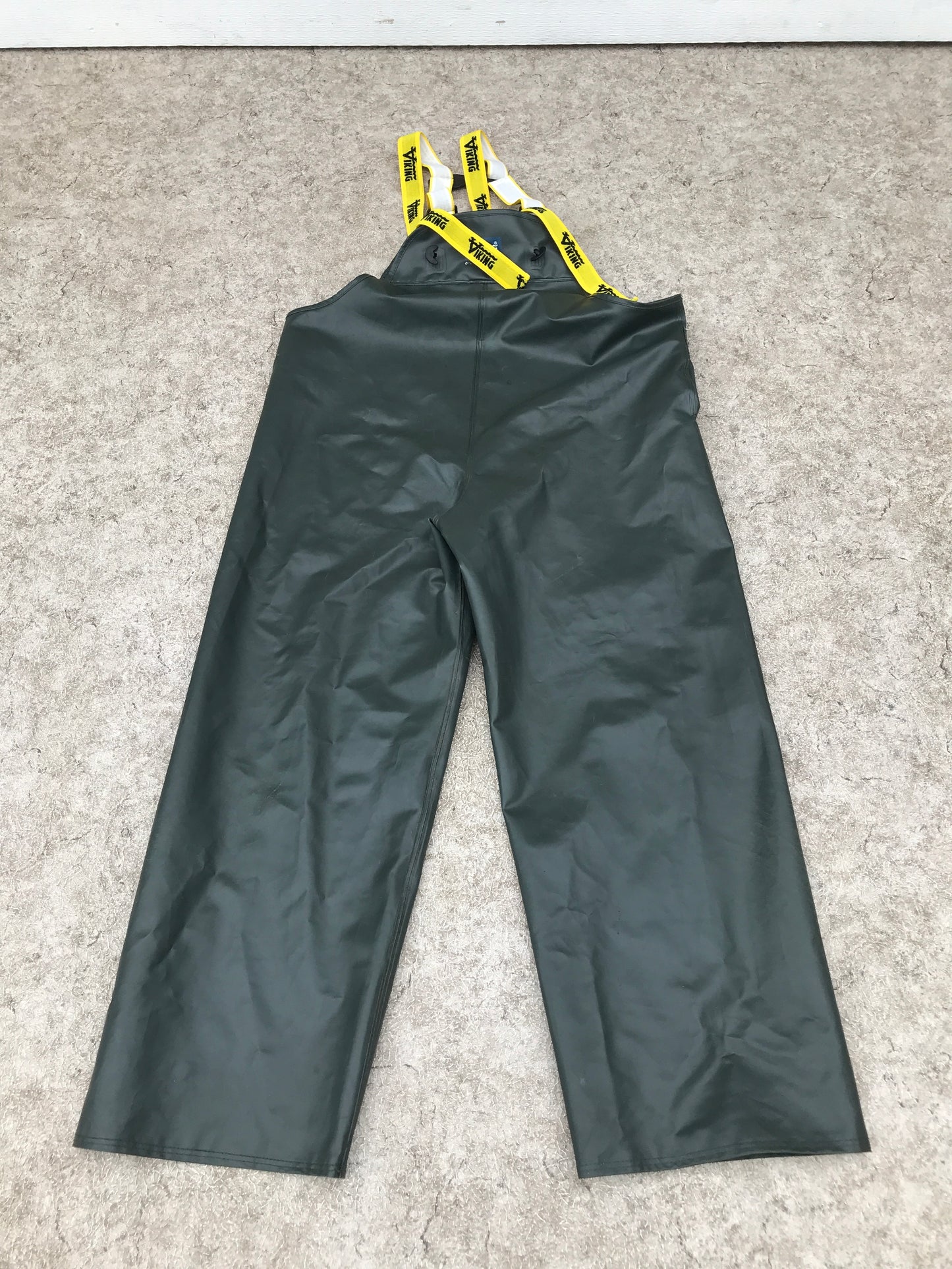 Rain pants men size Large waterproof Viking journeyman 420D with removeable straps
