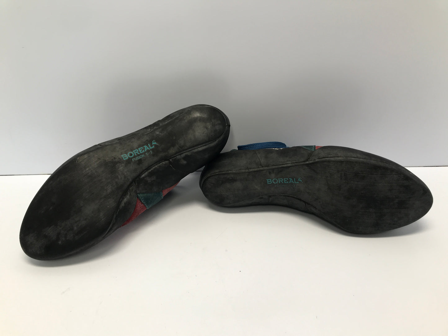 Rock Climbing Shoes Adult Size 7 Red Blue