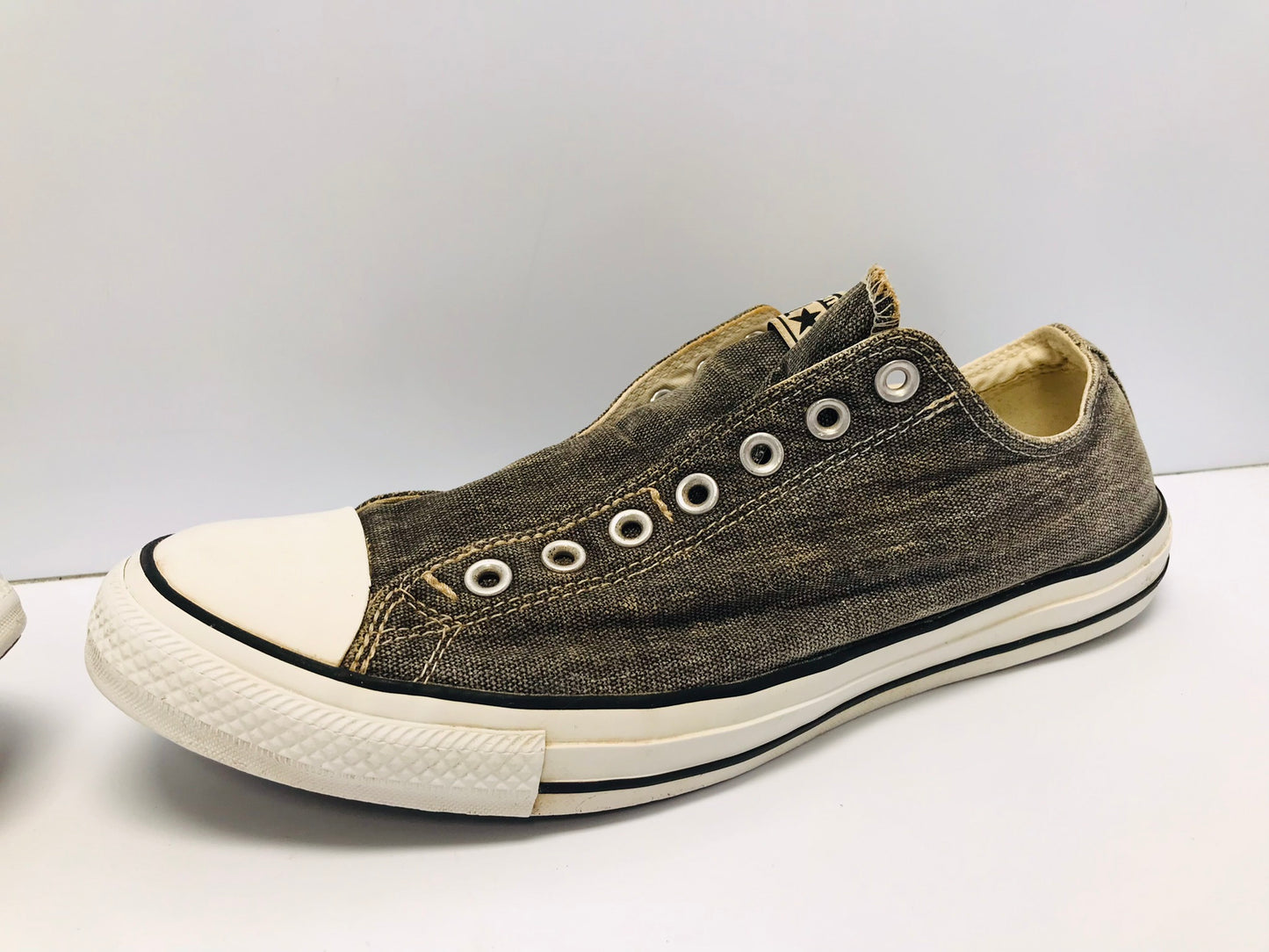 Runners Men's Size 12 Converse All-Star Like New
