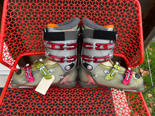 Ski Boots Mondo Size 27.0 Men Size 9 Women Size 10 Salomon 315 mm Grey Red Green With Adjustable Buckles