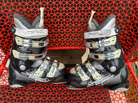 Ski Boots Mondo Size 23.5 Women Size 6 Atomic 275 mm Black White Gold  With Pull Straps and Adjustable Buckles Excellent