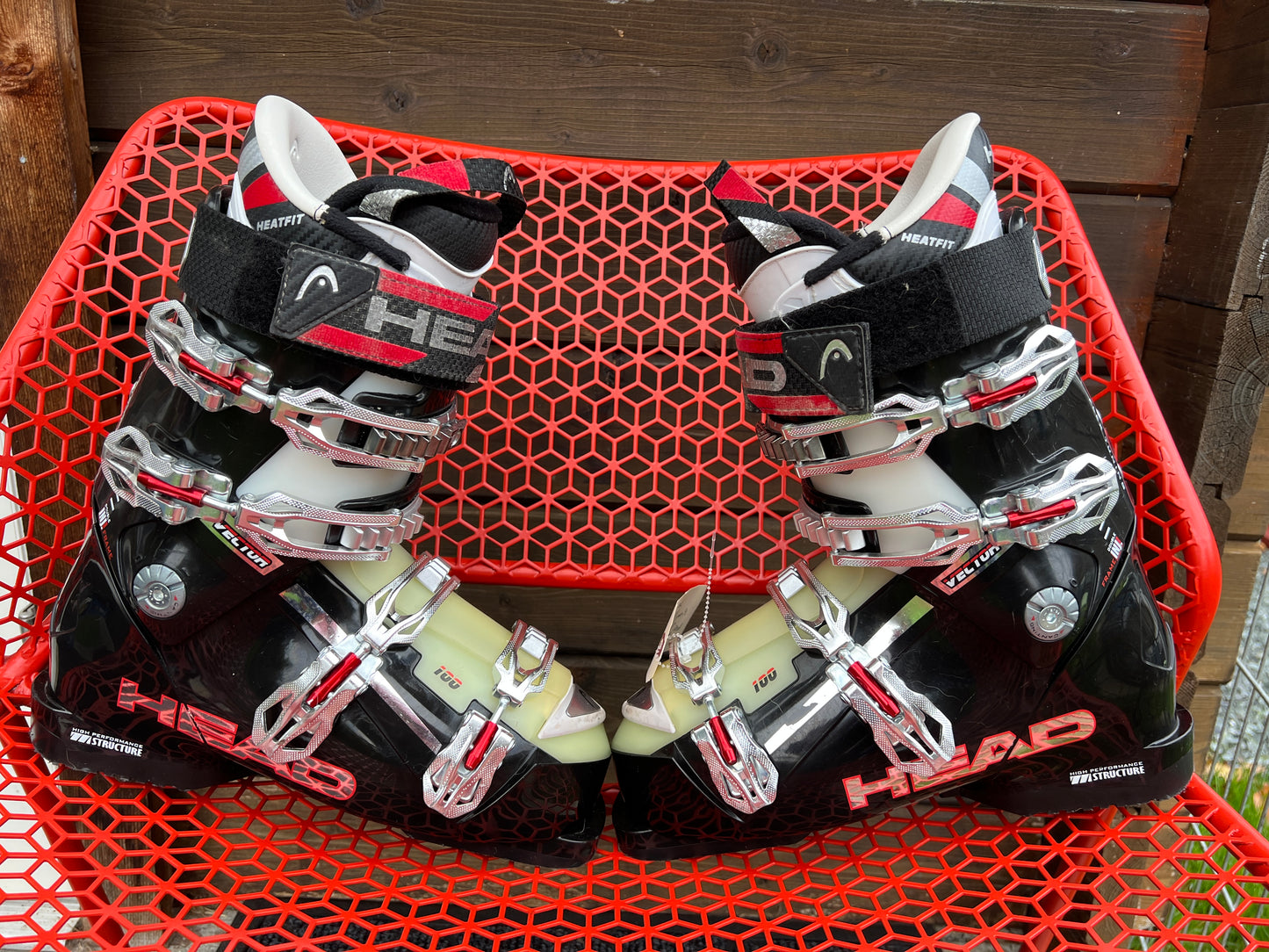 Ski Boots Mondo Size 26.5 Men Size 8 Women Size 9 Head 309 mm Black Chrome Red Excellent