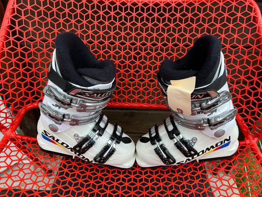 Ski Boots Mondo Size 22.0 child Size 4-5 Salomon 267 mm Black White 4 Buckle