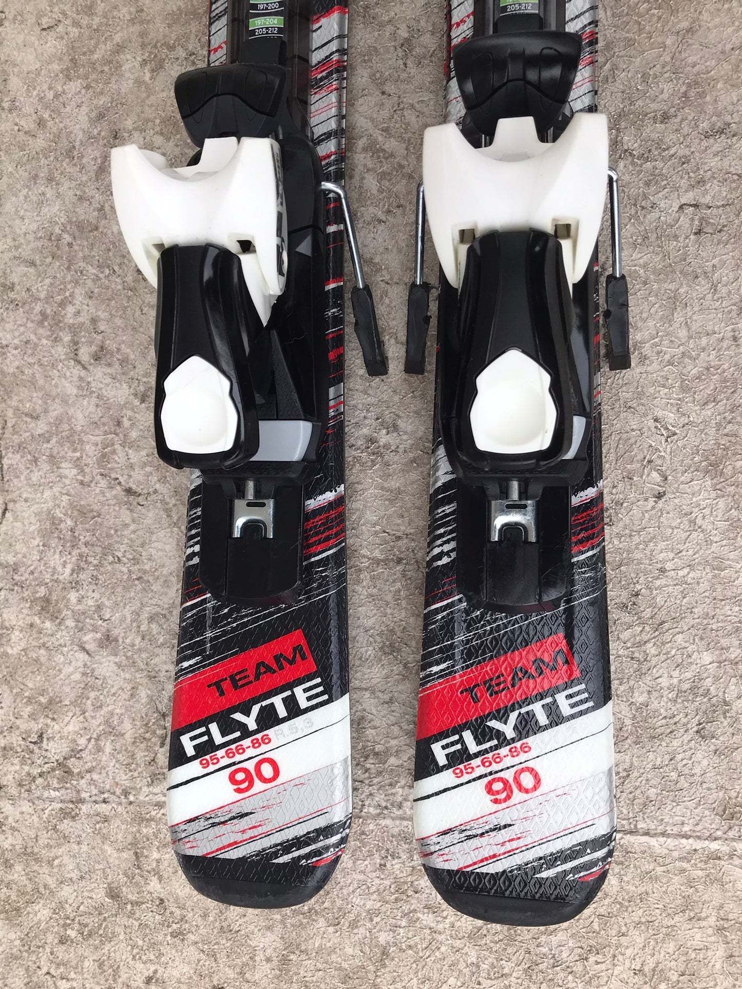 Ski 090 Tecno Pro Flyte Parabolic Black White Red With Bindings Excellent