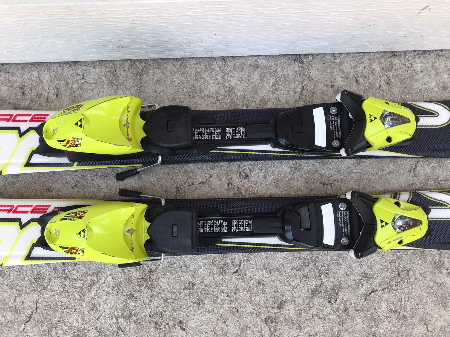 Ski 100 Fisher Race Parabolic Black Lime With Bindings Excellent