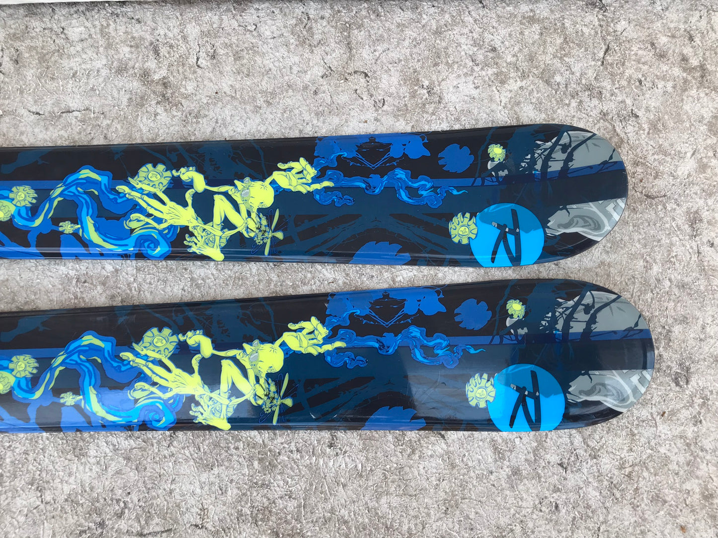 Ski 135 Rossignol Twin Tip Parabolic With Bindings Blue Lime Cartoons Outstanding Quality