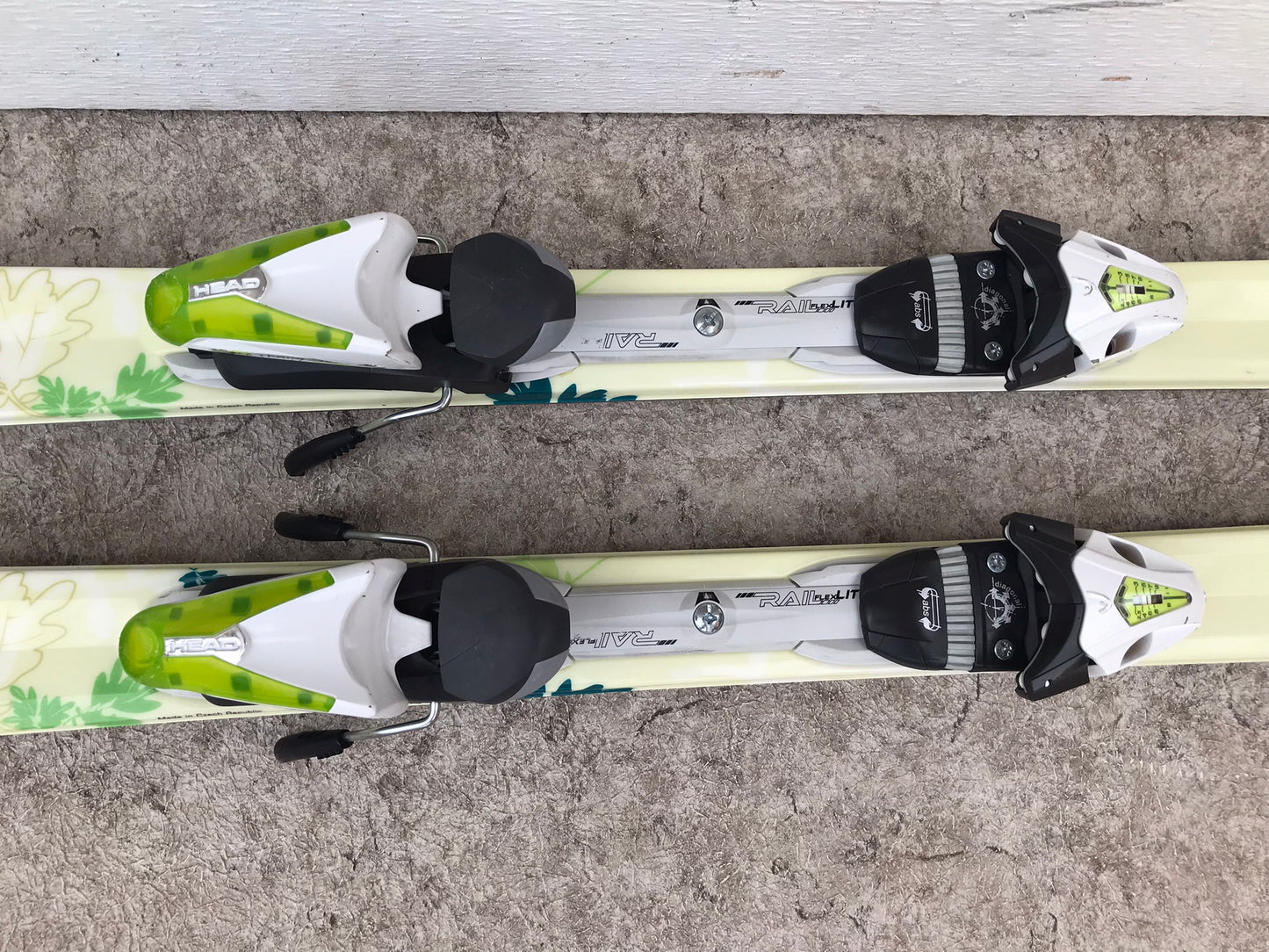 Ski 155 Head Lite Lemon Sage Teal  Parabolic With Bindings Used Once