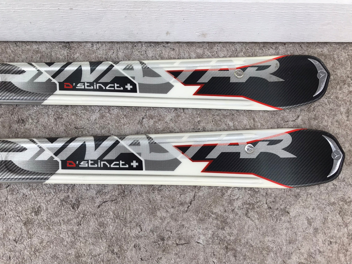 Ski 172 Dynastar Grey Whit Orange Parabolic With Bindings Like New Used Once