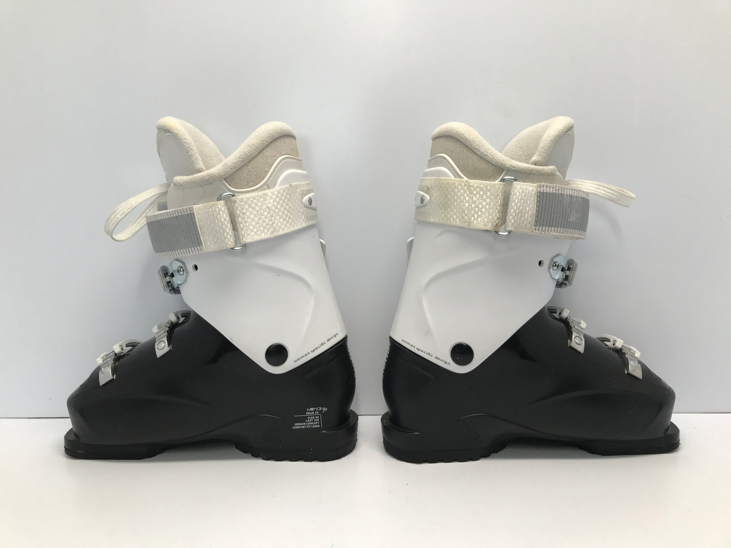 Ski Boots 24.5  Woman's 7.5 288 mm Rossignol Kelia White Black Like New