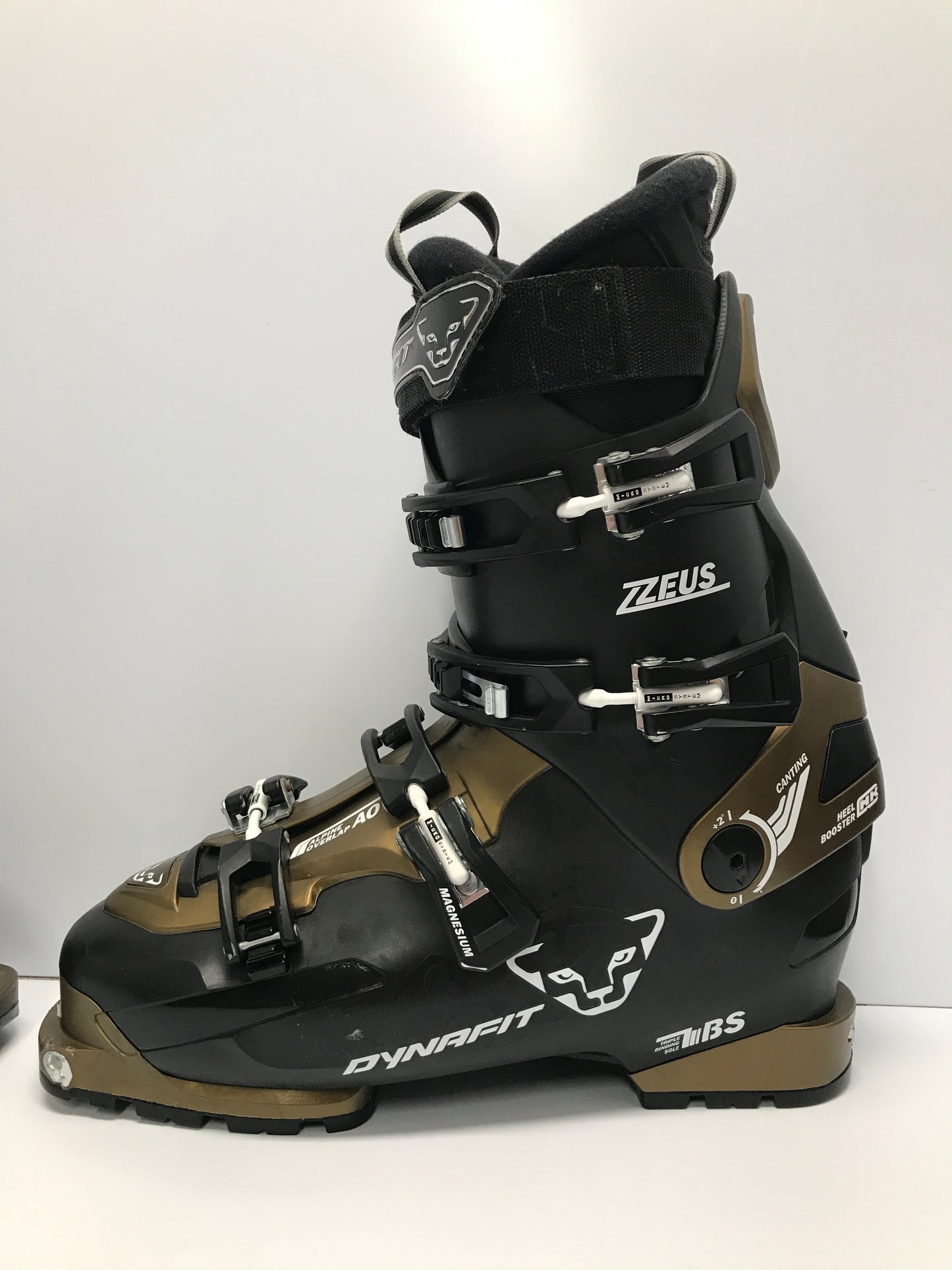 Ski Boots 28.0 Men's Size 10 322 mm Alpine Backcountry Touring Dynafit Zzeus TFX Outstanding Quality Like New