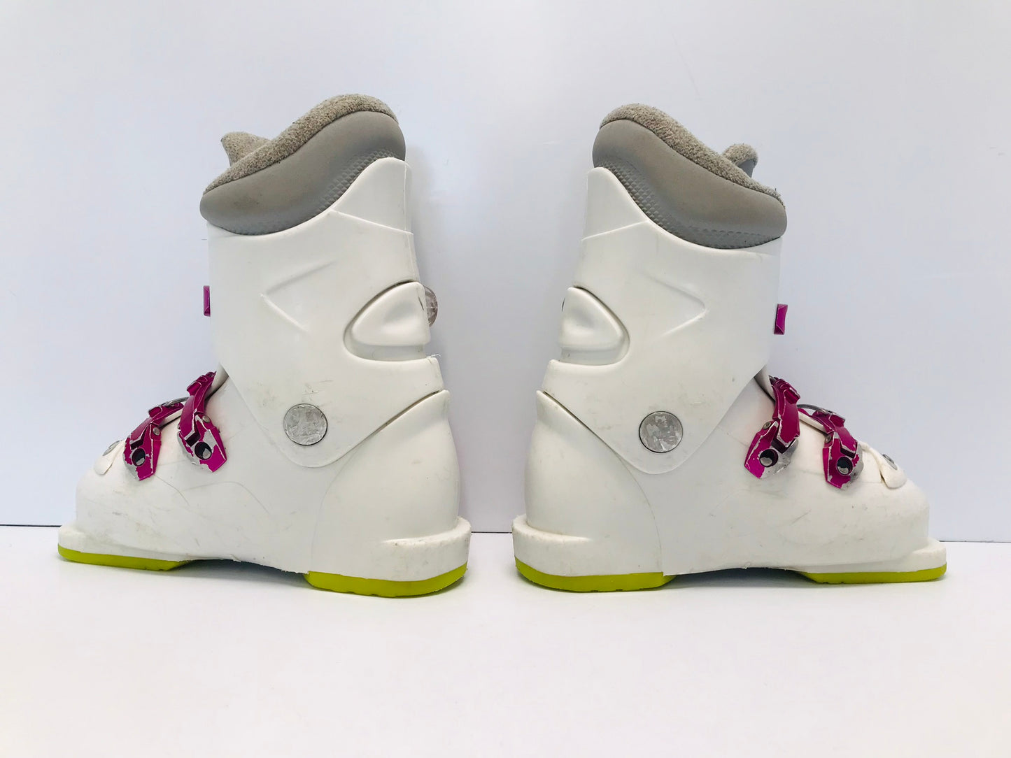 Ski Boots Mondo Size 19.0 Child Size 19.0 237 mm Roxy White Pink Yellow minor Scratches