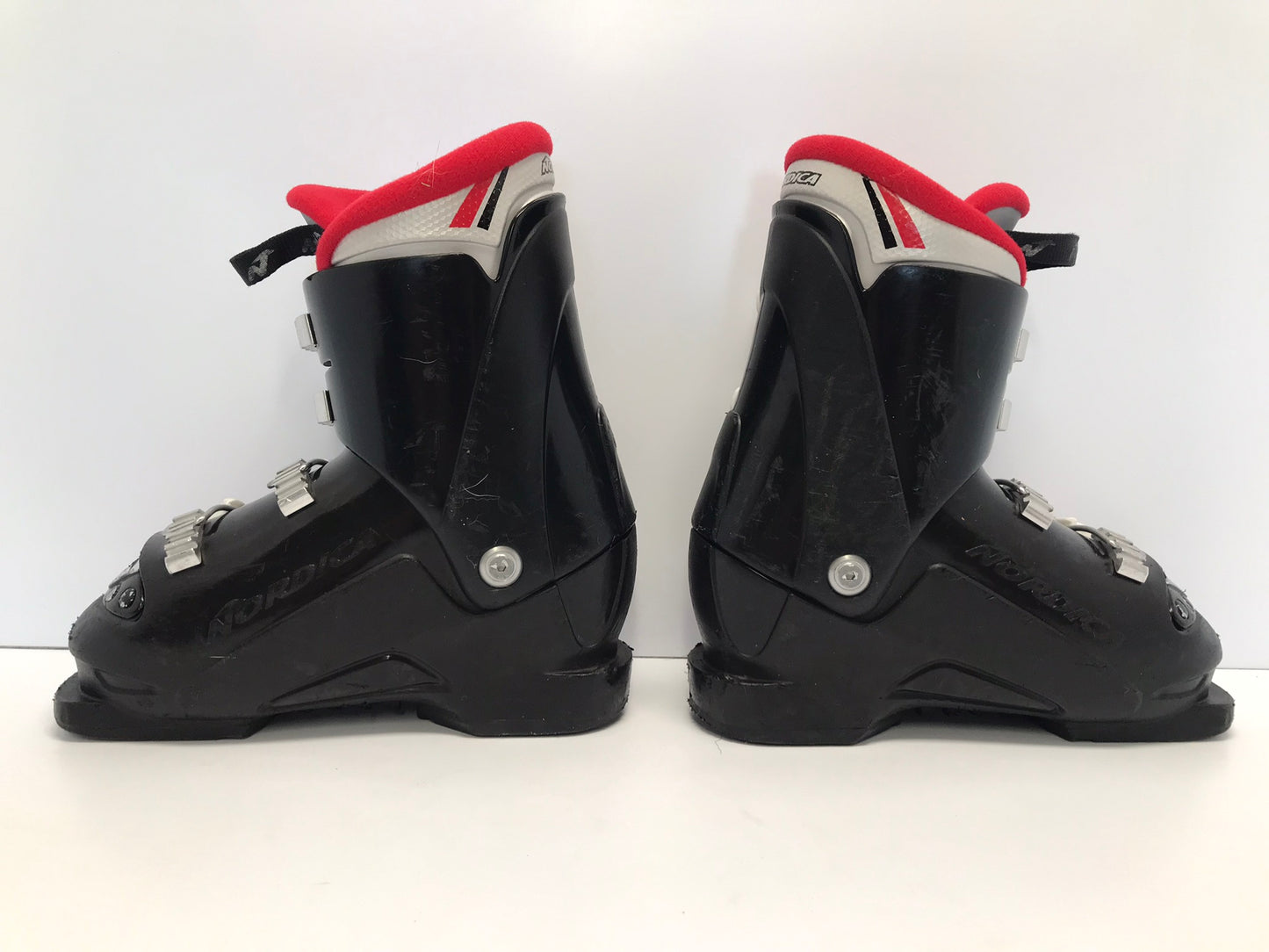 Ski Boots Mondo Size 19 Child Size 13-1 240 mm Nordica Black White Red