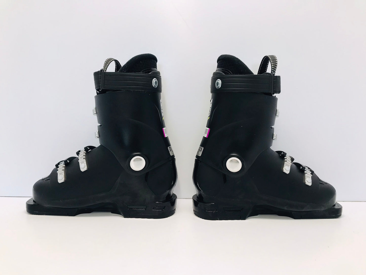 Ski Boots Mondo Size 23.5 Men's Size 6 Ladies Size 6.5  275 mm Salomon Black Lime New Demo Model