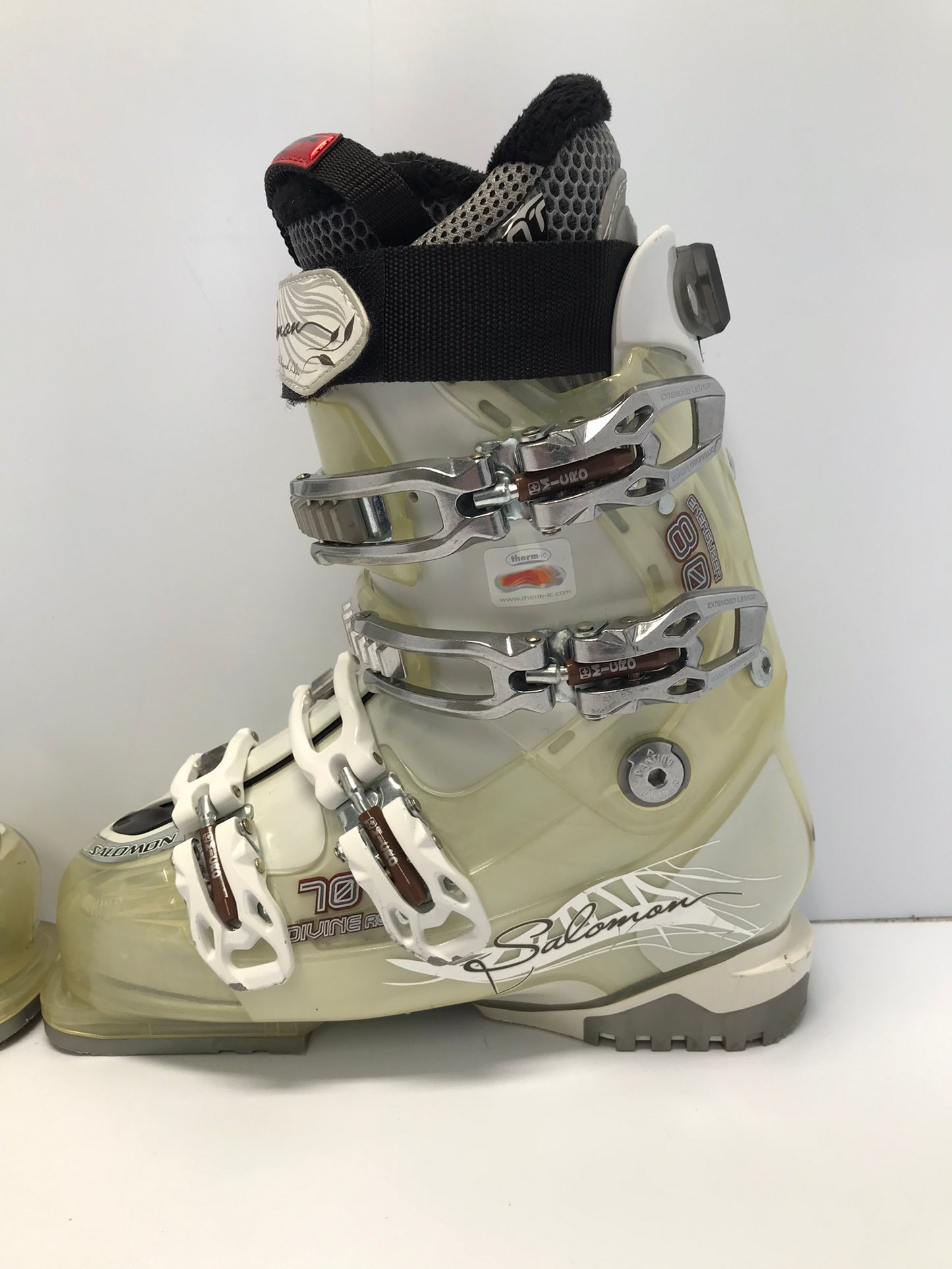 Ski Boots Mondo Size 24.5 Ladies Size 7.5 288mm Salomon Divine Translucent Cream Excellent