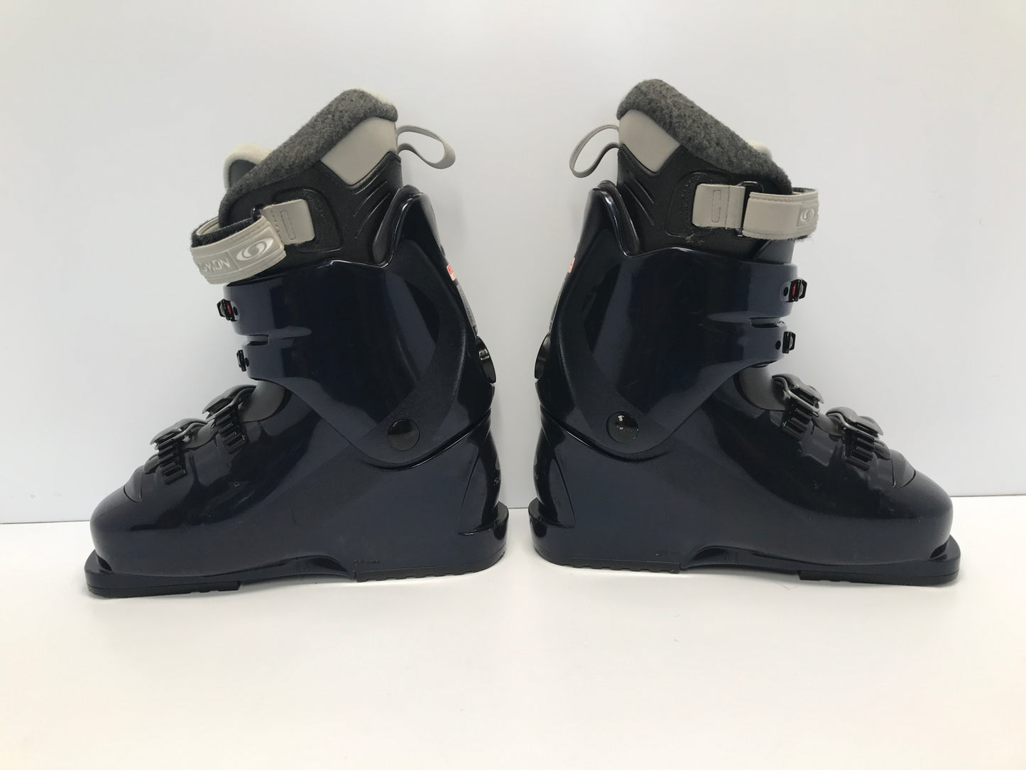 Ski Boots Mondo Size 24.5 Ladies Size 7.5 Salomon 280 mm Marine Blue Silver