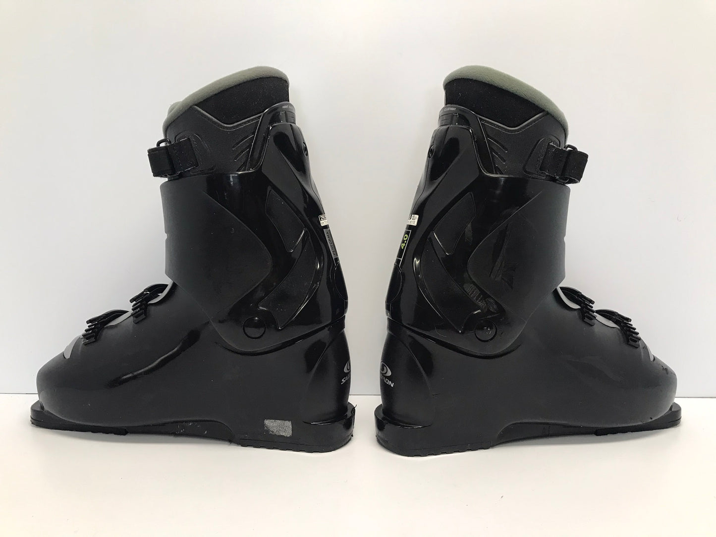 Ski Boots Mondo Size 29.5 Men's Size 11.5  338 mm Salomon Black Excellent
