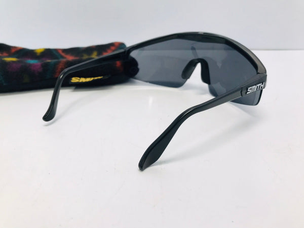 Ski Goggles Adult Size Medium Smith Black Like New