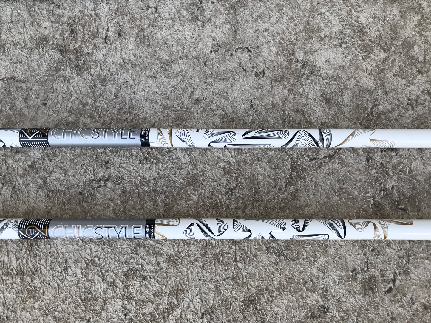 Ski Poles 46 inch 115 cm K-2 Chic Style White Grey Rubber Handles Like New