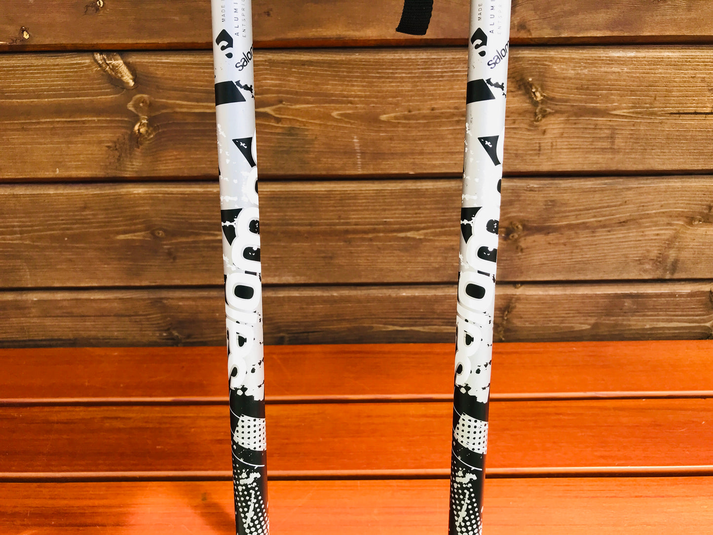 Ski Poles Adult Size 44in 110cm Salomon Black White Grey Rubber Handles Like New