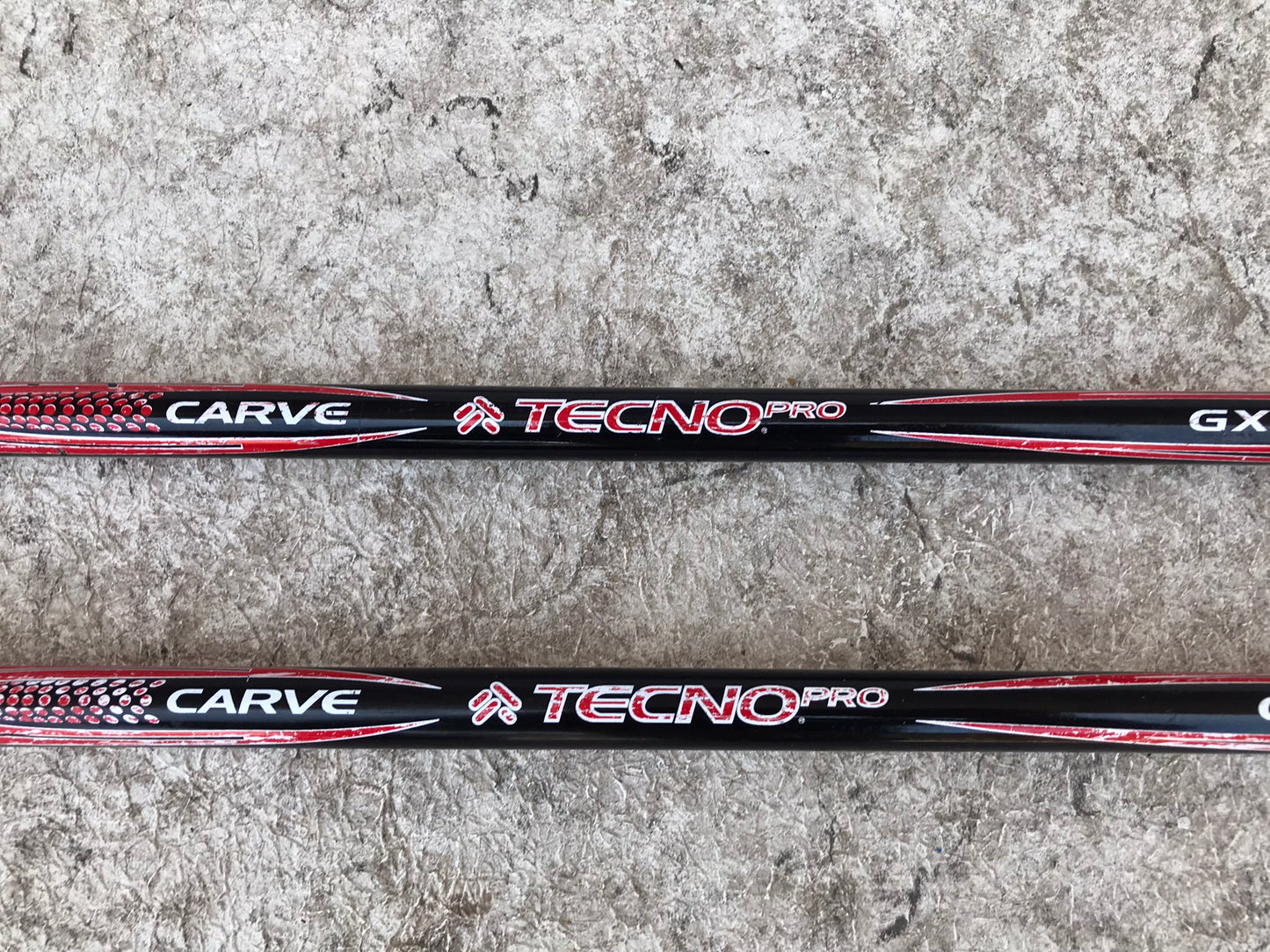 Ski Poles Adult Size 48 inch 120 cm Tecno Pro Carve Black Red