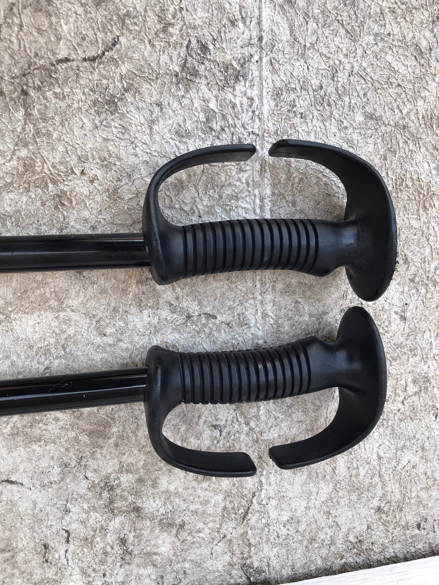 Ski Poles Adult Size 52 inch 130 cm Komperdell Equipe Black Gold Excellent