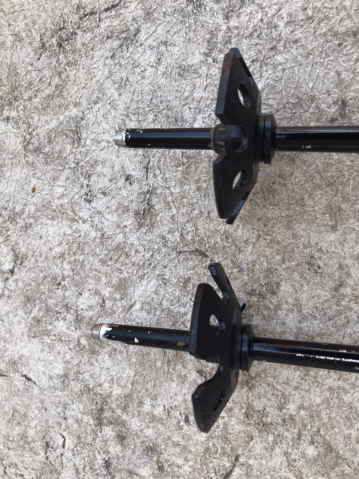 Ski Poles Adult Size 52 inch 130 cm Komperdell Equipe Black Gold Excellent