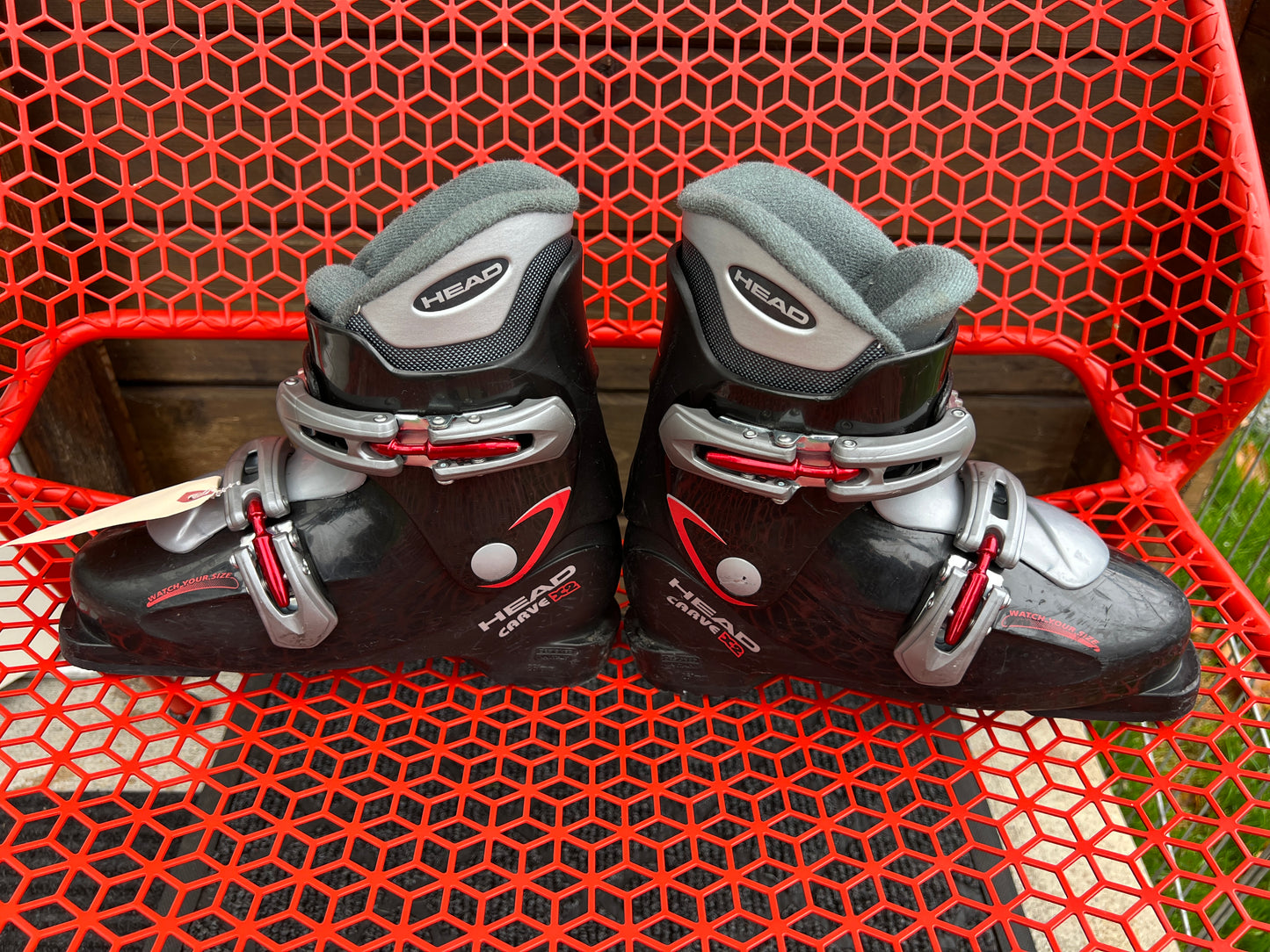 Ski Boots Mondo Size 22.0 child Size 4 Head 261 mm Black Red Grey